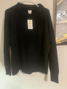 Men's Black Crewneck Sweater - Classic Knit